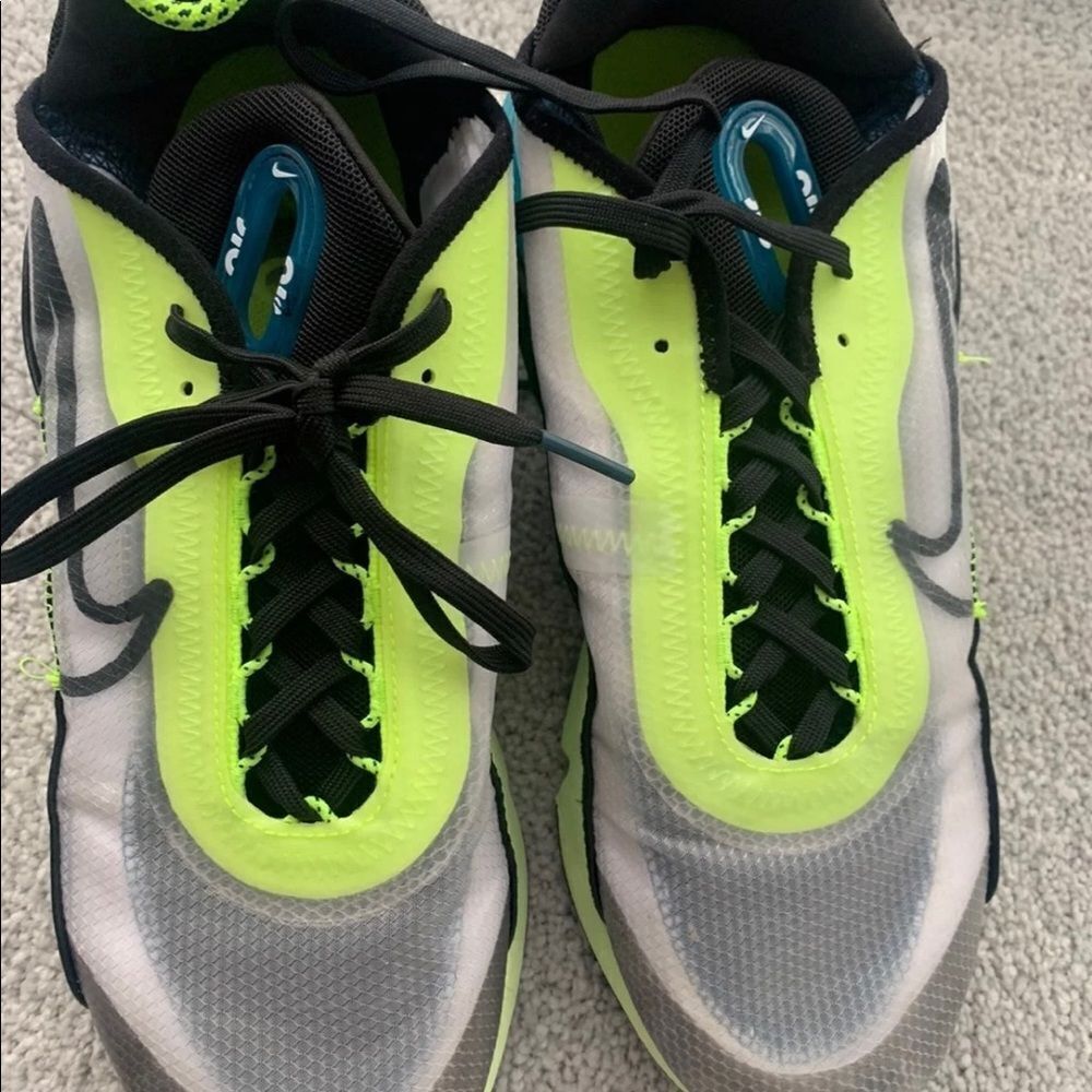 Nike Air Max 2090 'Volt Valerian Blue' Sz 8 WMS  & 6 Mens - Picture 3 of 10